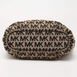 Pre Owned Michael Kors Beige/Black Signature Canvas and Leather Jet Set Drawstring Bag