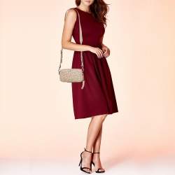 Pre Owned حقيبة كروس مايكل كورس جلد وردي مرصعة