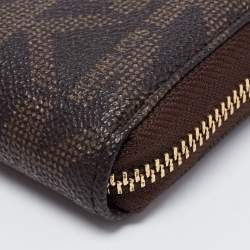Pre Owned Michael Kors Brown Signature Coated Canvas Wristlet Zip Around Wallet