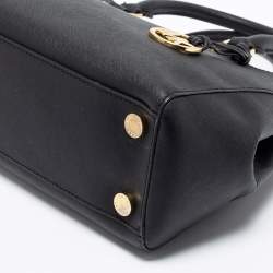 مملوكة مسبقًا Michael Kors Black Leather Medium Sutton Tote