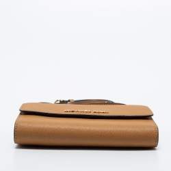 مملوكة مسبقًا Michael Kors Tan Saffiano Leather Jet Set Phone Crossbody Bag