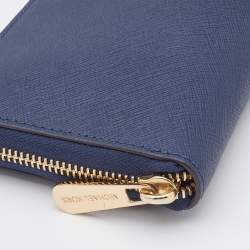 مملوكة مسبقًا Michael Kors Navy Blue Saffiano Leather Zip Around Wallet