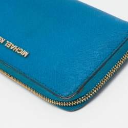 Pre Owned Michael Kors Blue Leather Bedford Continental Wallet