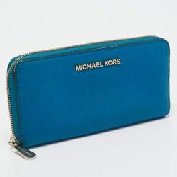 Pre Owned Michael Kors Blue Leather Bedford Continental Wallet