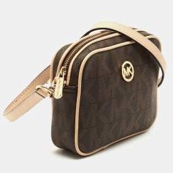 مملوكة مسبقًا MICHAEL Michael Kors Brown/Beige Signature Coated Canvas and Leather Camera Crossbody Bag