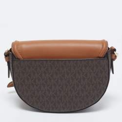 Pre Owned Michael Kors Brown/Tan Signature Coated Canvas And Leather Jet Set Charm Dome Crossbody Bag