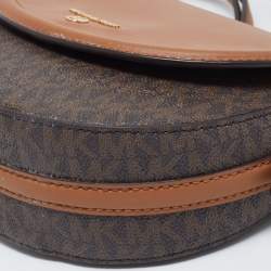 Pre Owned Michael Kors Brown/Tan Signature Coated Canvas And Leather Jet Set Charm Dome Crossbody Bag