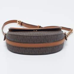 Pre Owned Michael Kors Brown/Tan Signature Coated Canvas And Leather Jet Set Charm Dome Crossbody Bag