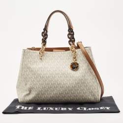 Pre Owned Michael Kors Off White/Tan Signature Coated Canvas and Leather Cynthia Tote