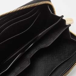 Pre Owned Michael Kors Black Saffiano Leather Jet Set Compact Wristlet Wallet