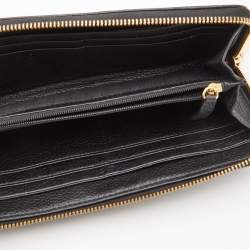 مملوكة مسبقًا Michael Kors Black Leather Zip Around Continental Wallet
