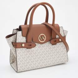 مملوكة مسبقًا Michael Kors White/Tan Signature Coated Canvas and Leather Carmen Satchel