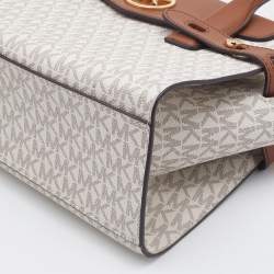 مملوكة مسبقًا Michael Kors White/Tan Signature Coated Canvas and Leather Carmen Satchel