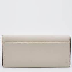 Pre Owned Michael Kors Off White Leather Flap Continental Wallet 