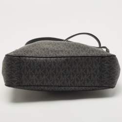 Pre Owned Michael Kors Black Signature Coated Canvas and Leather Jet Set Messenger Bag