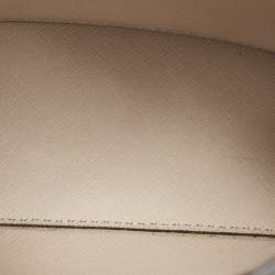 مملوكة مسبقًا Michael Kors Black Leather Adele Tote