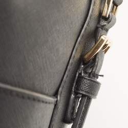 مملوكة مسبقًا Michael Kors Navy Blue Saffiano Leather Jet Set Top Zip Tote