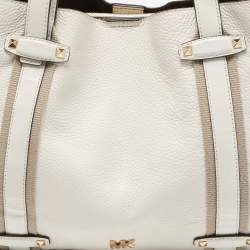 مملوكة مسبقًا Michael Kors Off White Leather Travel Tote