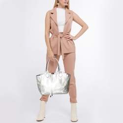 Pre Owned Michael Kors Metallic Silver Leather Large Miranda Tote