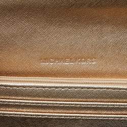 مملوكة مسبقًا Michael Kors Gold Leather Jet Set Travel Wallet On Chain