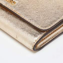 مملوكة مسبقًا Michael Kors Gold Leather Jet Set Travel Wallet On Chain