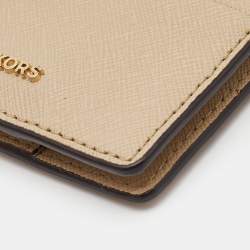 Pre Owned Michael Kors Beige Leather Bifold Card Holder
