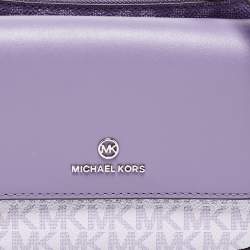 Pre Owned Michael Kors Lavender Signature Coated Canvas and Leather Jet Set Charm 4in1 Crossbody Bag
