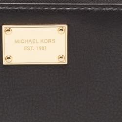 Michael Kors Black Leather Jet Set Zip Around Wallet