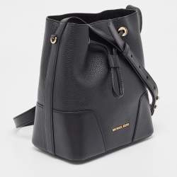 Pre Owned Michael Kors Black Leather Nicole Bucket Bag