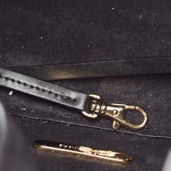 Pre Owned Michael Kors Black Leather Nicole Bucket Bag