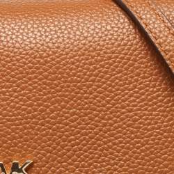 Pre Owned حقيبة كروس مايكل كورس جيت سيت جلد أزرق كحلي بسلسلة