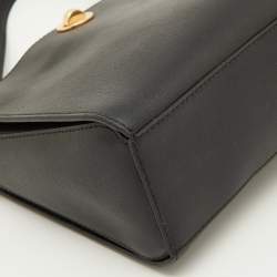 Pre Owned Michael Korse Black Leather Turnlock Crossbody Bag