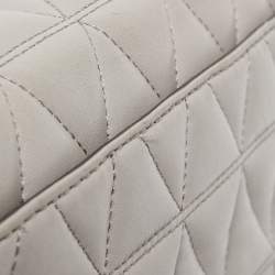 مملوكة مسبقًا Michael Kors Grey Quilted Leather Small Sloan Studded Chain Shoulder Bag
