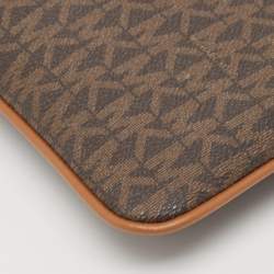 Michael Kors Brown/Tan Signature Coated Canvas Zip Wristlet Pouch