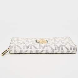 Michael Kors  White/Blue Signature Coated Canvas Hamilton Zip Around Wallet