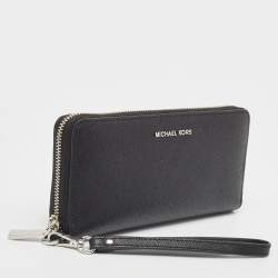 Michael Kors Black Leather Jet Set Zip Around Continental Wallet