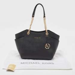 Pre Owned حقيبة كتف مايكل كورس سلسلة ترافيل جيت سيت جلد سوداء