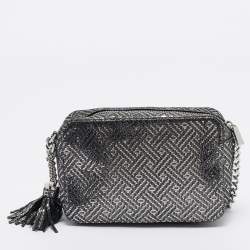 مملوكة مسبقًا Michael Kors Metallic Grey Textured Leather Ginny Camera Crossbody Bag