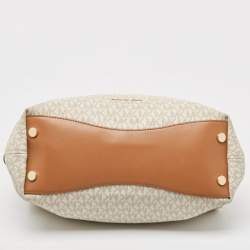 Pre Owned Michael Kors White/Brown Signature Coated Canvas and Leather Raven Shoulder Bag