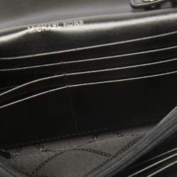 Pre Owned Michael Kors Black Quilted Leather Carmen Wallet On Chain