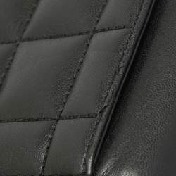 Pre Owned Michael Kors Black Quilted Leather Carmen Wallet On Chain