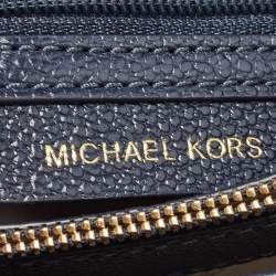 مملوكة مسبقًا Michael Kors Dark Blue/White Leather Large Whitney Convertible Shoulder Bag