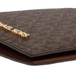 Pre Owned MICHAEL Michael Kors Brown Signature Coated Canvas Jet Set Travel Passport Case