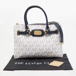 Pre Owned MICHAEL Michael Kors White/Navy Blue Signature Coated Canvas Large East West Hamilton Tote