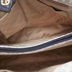 Pre Owned MICHAEL Michael Kors White/Navy Blue Signature Coated Canvas Large East West Hamilton Tote