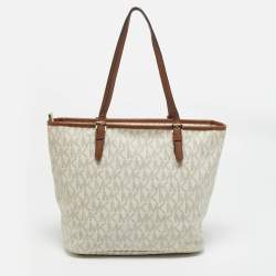 MICHAEL Michael Kors Off White Signature Coated Canvas  Jet Set Snap Pocket Tote