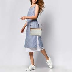 MICHAEL Michael Kors Off White Signature Coated Canvas Jet Set Travel Pochette Bag