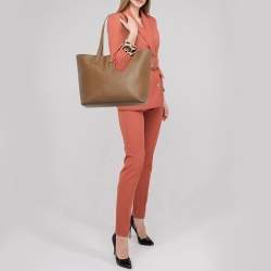 Pre Owned MICHAEL Michael Kors Brown Leather Medium Jet Set Travel Tote