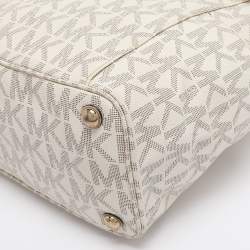 Pre Owned MICHAEL Michael Kors Off White/Beige Signature Coated Canvas and Leather Jet Set East West Tote