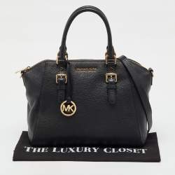 Pre Owned MICHAEL Michael Kors Black Leather LG TZ Zip Satchel